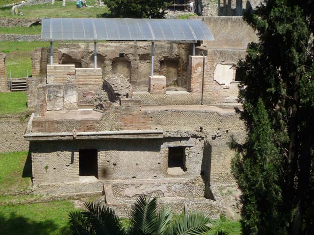 VII.16.a Pompeii. June 2019. Looking towards rooms in north-west corner. Photo courtesy of Buzz Ferebee.
