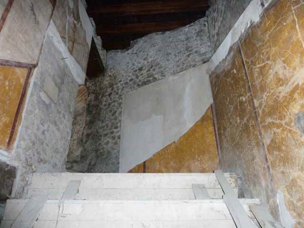 VII.16.a Pompeii. May 2010. Steps to upper floor on south side of corridor D.