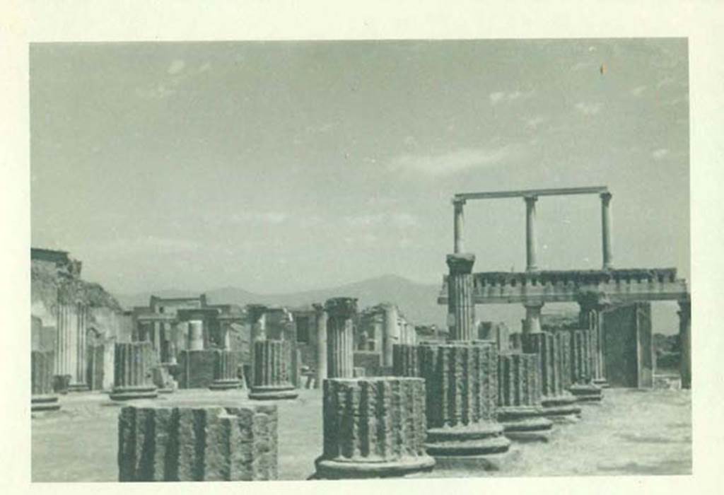 VIII.1.1 Pompeii. 1944. Looking east, along south side. Photo courtesy of Rick Bauer.