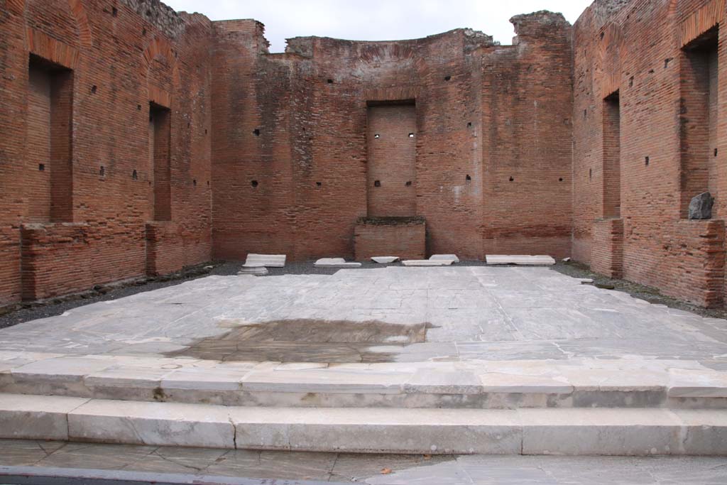 VIII.2.6 Pompeii. October 2020. Looking south from entrance doorway. Photo courtesy of Klaus Heese.