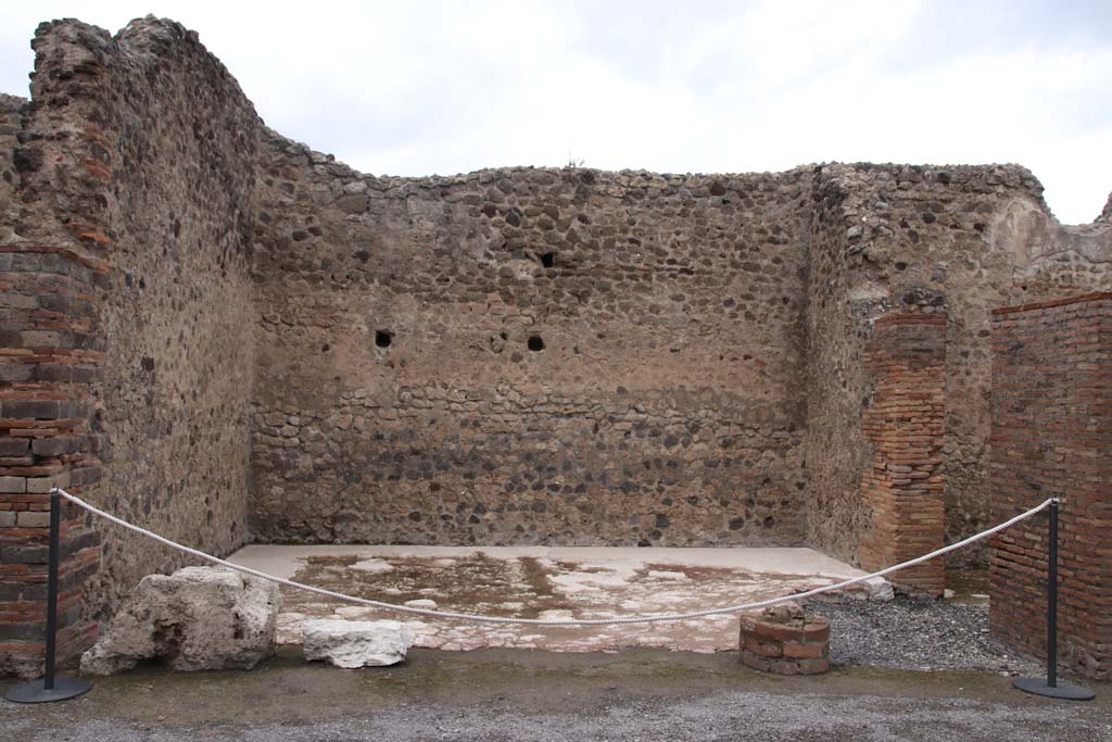 VIII.2.14 Pompeii. October 2020. Looking towards open room on north side of atrium. Photo courtesy of Klaus Heese.