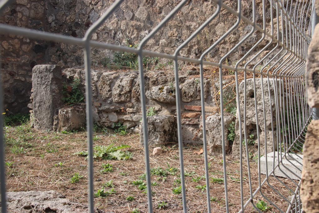 VIII.2.27 Pompeii. October 2023. West side of kitchen area. Photo courtesy of Klaus Heese.