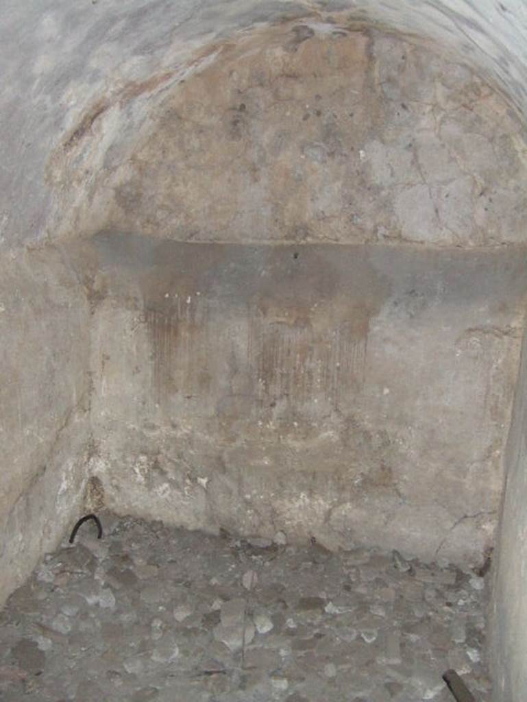 VIII.2.29 Pompeii. May 2006. Small vaulted underground room on east of corridor. 
(PPM’s room 2 on lower level).
