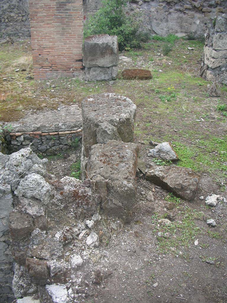 VIII.2.36-37 Pompeii. May 2011. Lower level, looking west across portico. Photo courtesy of Ivo van der Graaff.

