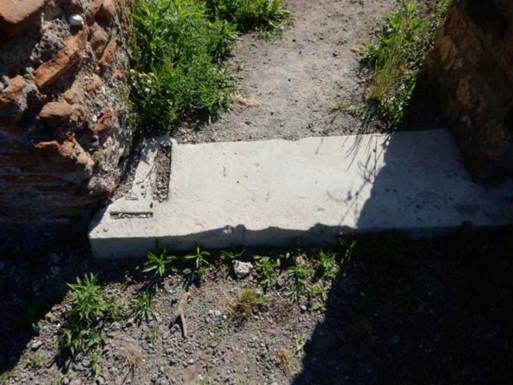 VIII.3.14 Pompeii. May 2016. Doorway threshold to kitchen area. Photo courtesy of Buzz Ferebee.