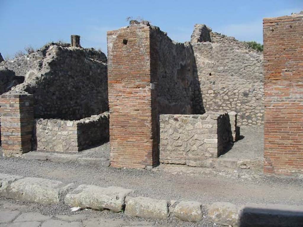 VIII.3.23 and VIII.3.22, on right, Pompeii. May 2003. Looking east to entrances. Photo courtesy of Nicolas Monteix.