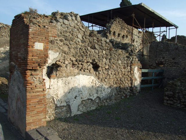 VIII.4.1 Pompeii. December 2007. East wall.