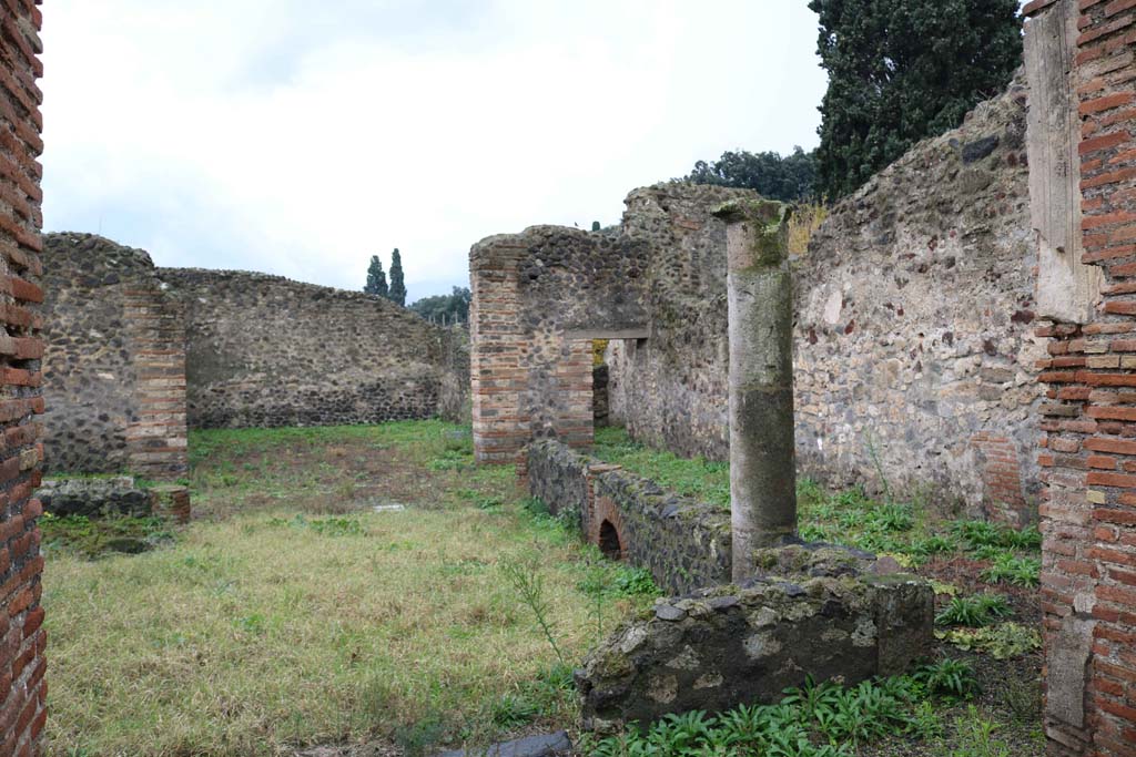 VIII.4.12, Pompeii. December 2018. Looking south across garden peristyle. Photo courtesy of Aude Durand.