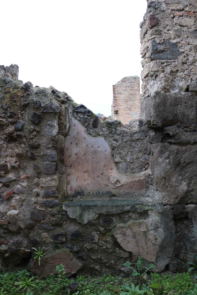 VIII.4.27 Pompeii. December 2018. 
Detail of west wall of room/stable?  Photo courtesy of Aude Durand.
