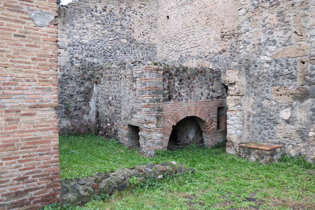 VIII.4.27 Pompeii. December 2018. Looking north-west across bakery towards oven. Photo courtesy of Aude Durand.