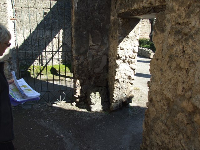 VIII.5.15 Pompeii. March 2009.  Doorway in south wall of Room 1, leading directly to Portico of VIII.5.16