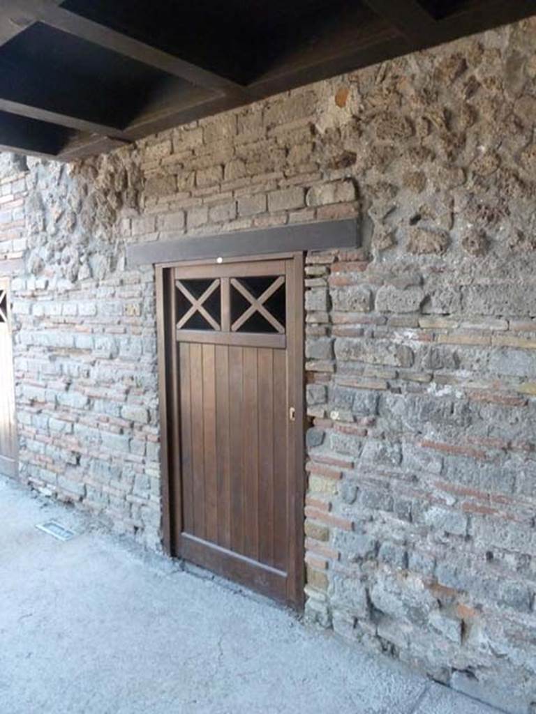 VIII.7.16 Pompeii. September 2015. Doorway to one of the rooms in the south-east corner.