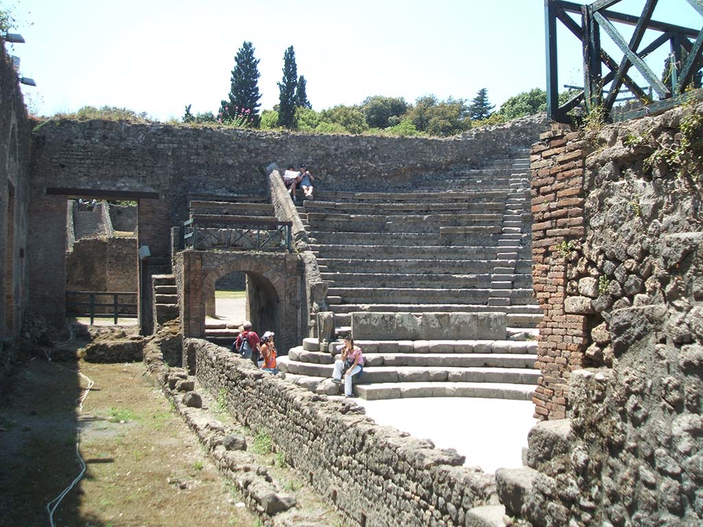 VIII.7.19 Pompeii. June 2019. Looking north towards east side of Little Theatre.
Photo courtesy of Buzz Ferebee.
