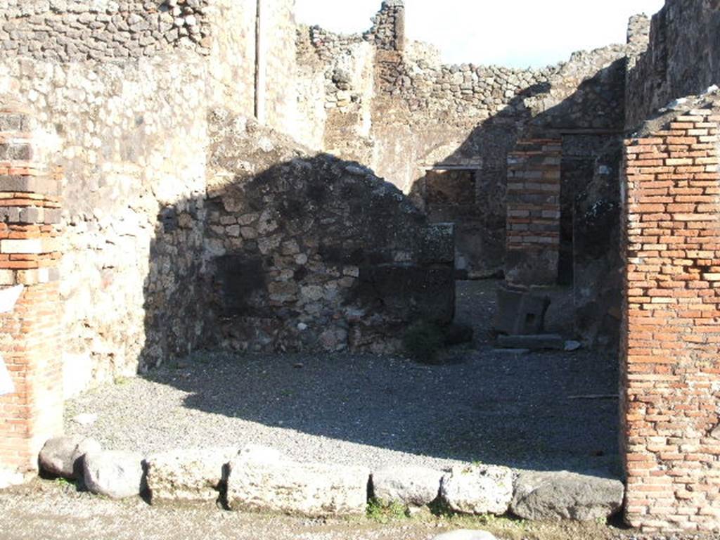 IX.2.4 Pompeii. December 2004. Entrance, looking east from Via Stabiana.