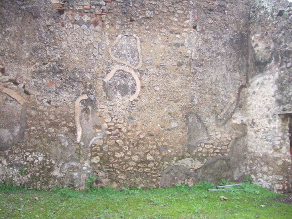 IX.2.5 Pompeii. December 2005. Looking towards east wall of garden, with doorway to cubiculum in south wall.

