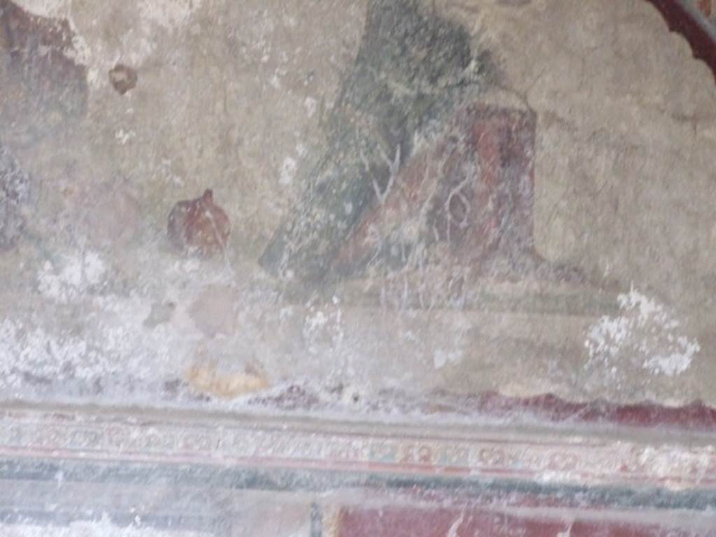 IX.2.10 Pompeii. December 2007. Wall painting of a wheatsheaf and pomegranate from tablinum.