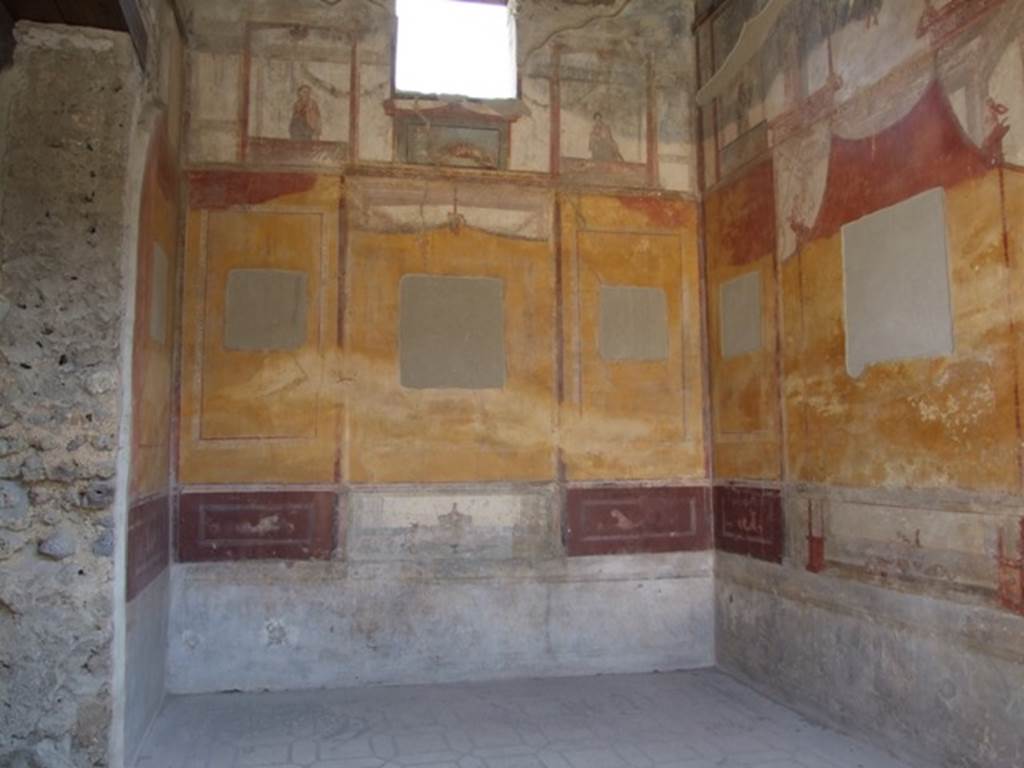 IX.3.5 Pompeii.  March 2009.  Room 13.  South wall.
