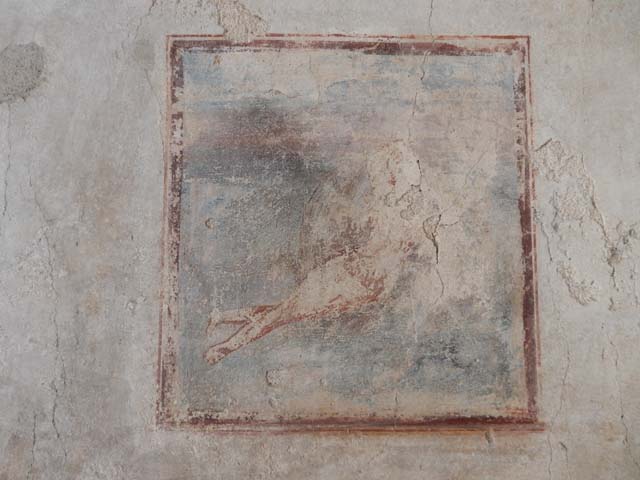 IX.3.5 Pompeii. May 2015. Room 16, central wall painting of Nereide on a seahorse from east wall. Photo courtesy of Buzz Ferebee.
