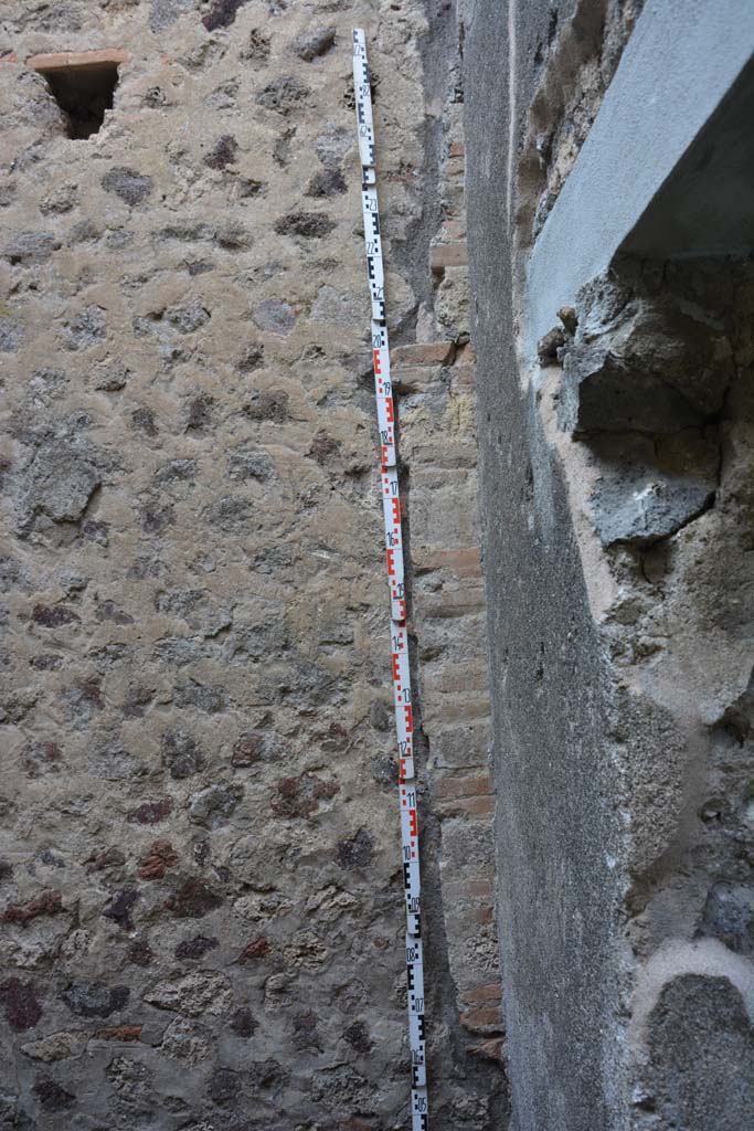 IX.5.2 Pompeii. May 2017. Room o, detail from north wall in north-east corner.
Foto Christian Beck, ERC Grant 681269 DCOR.

