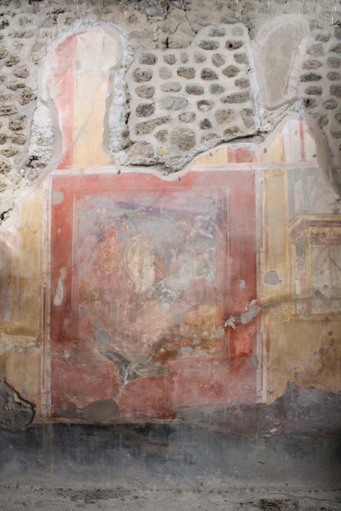 IX.5.2 Pompeii. May 2019. Room ‘u’, centre of east wall with wall painting.
Foto Christian Beck, ERC Grant 681269 DÉCOR.
