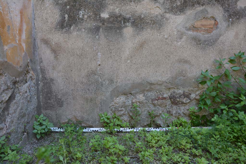 IX.5.2 Pompeii. May 2017. Room ‘g’, west wall in south-west corner.
Foto Christian Beck, ERC Grant 681269 DÉCOR.
