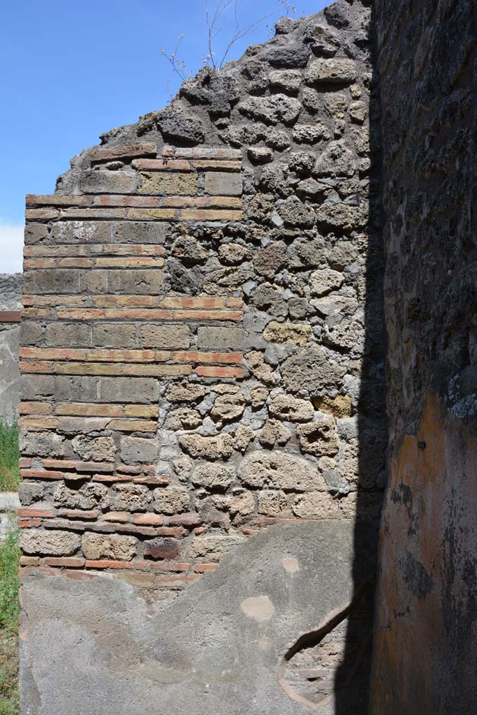 IX.5.2 Pompeii. May 2017. Room ‘g’, upper east wall.
Foto Christian Beck, ERC Grant 681269 DÉCOR.
