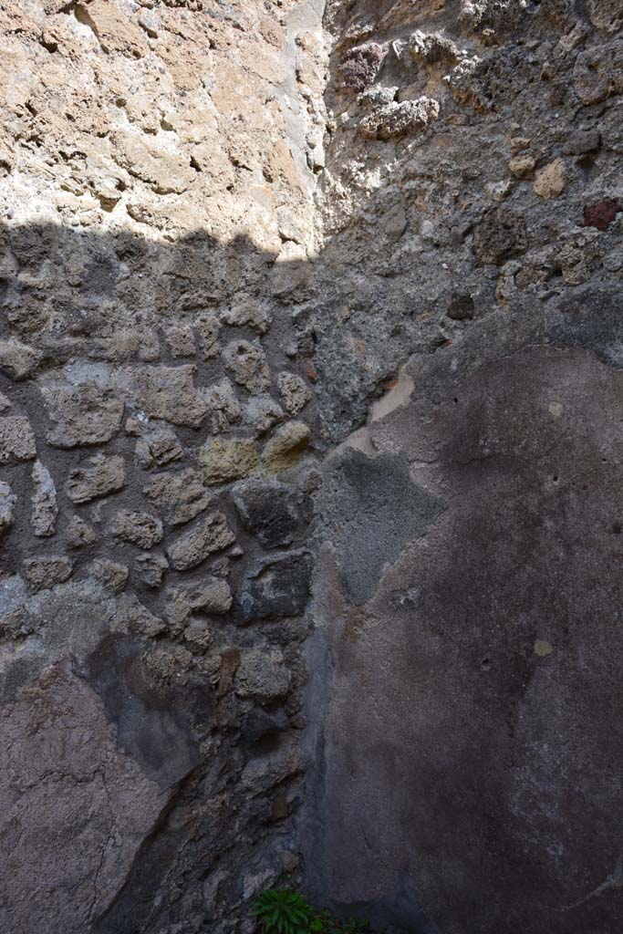 IX.5.2 Pompeii. March 2017. Room ‘d’, north-east corner.
Foto Christian Beck, ERC Grant 681269 DÉCOR.
