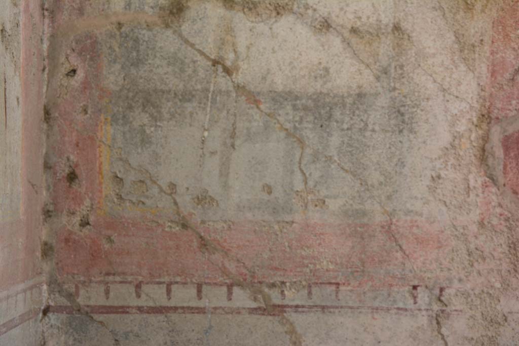 IX.5.11 Pompeii. March 2017. Room k, lower south end of west wall below panel with figure of Melpomene. 
Foto Christian Beck, ERC Grant 681269 DCOR.

