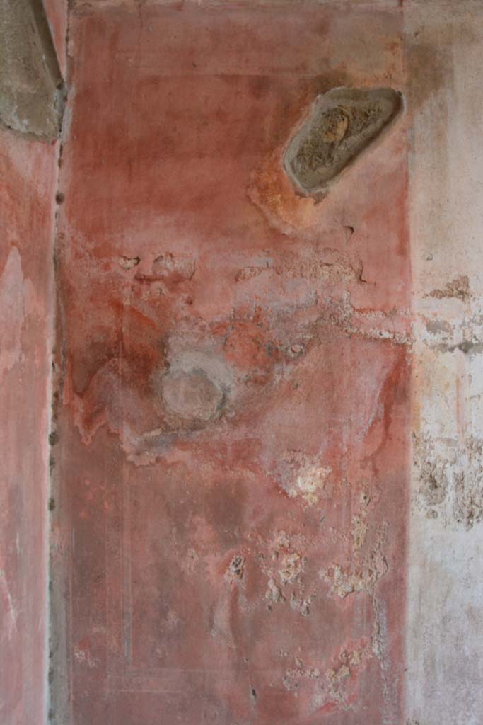 IX.5.11 Pompeii. March 2017. Room e, detail from panel at west end of north wall.  
Foto Christian Beck, ERC Grant 681269 DCOR.

