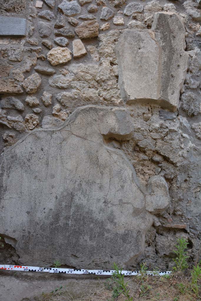 IX.5.11 Pompeii. May 2017. Room o, north wall on east side of small doorway.
Foto Christian Beck, ERC Grant 681269 DCOR.

