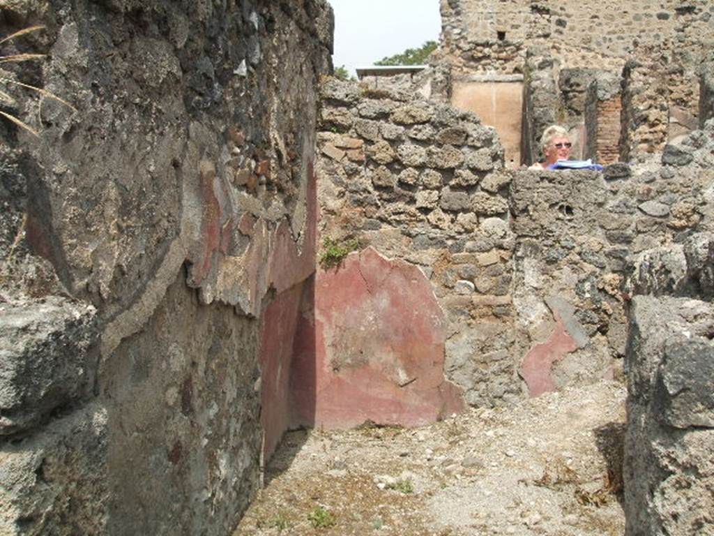 IX.8.c Pompeii. May 2005. Small room or cupboard, looking north.