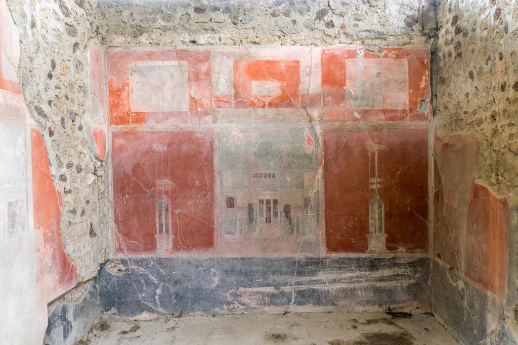 IX.9.c Pompeii. March 2023. Looking towards west wall of triclinium. Photo courtesy of Johannes Eber.