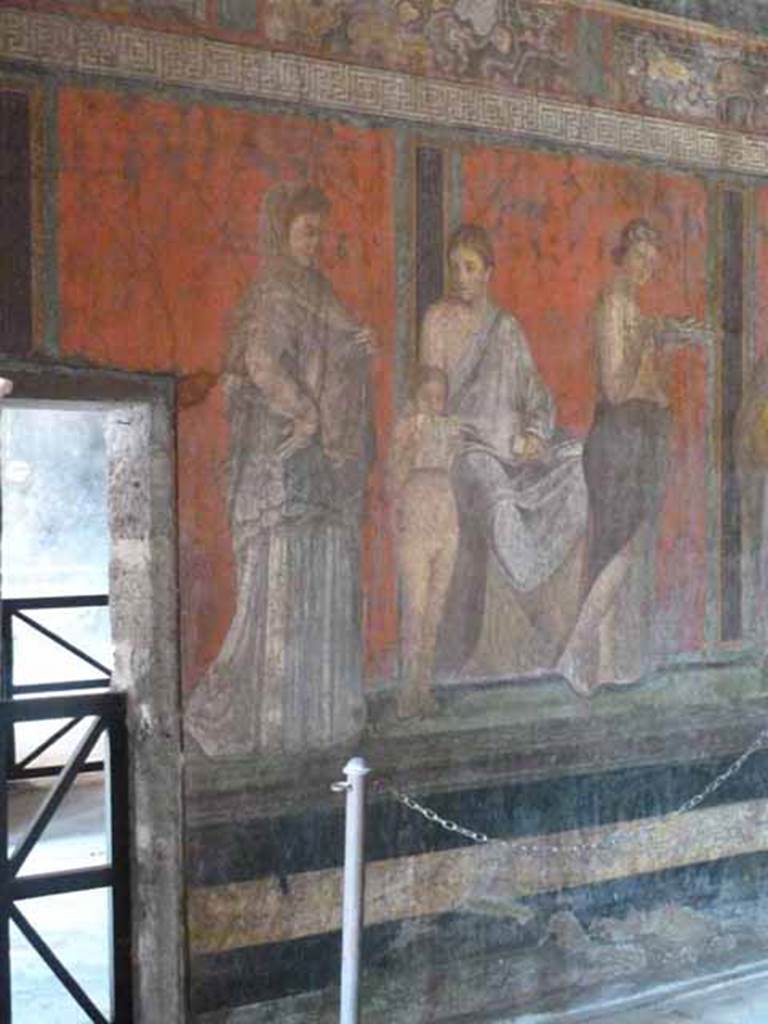 Villa of Mysteries, Pompeii. May 2010. Room 5, detail from north wall.