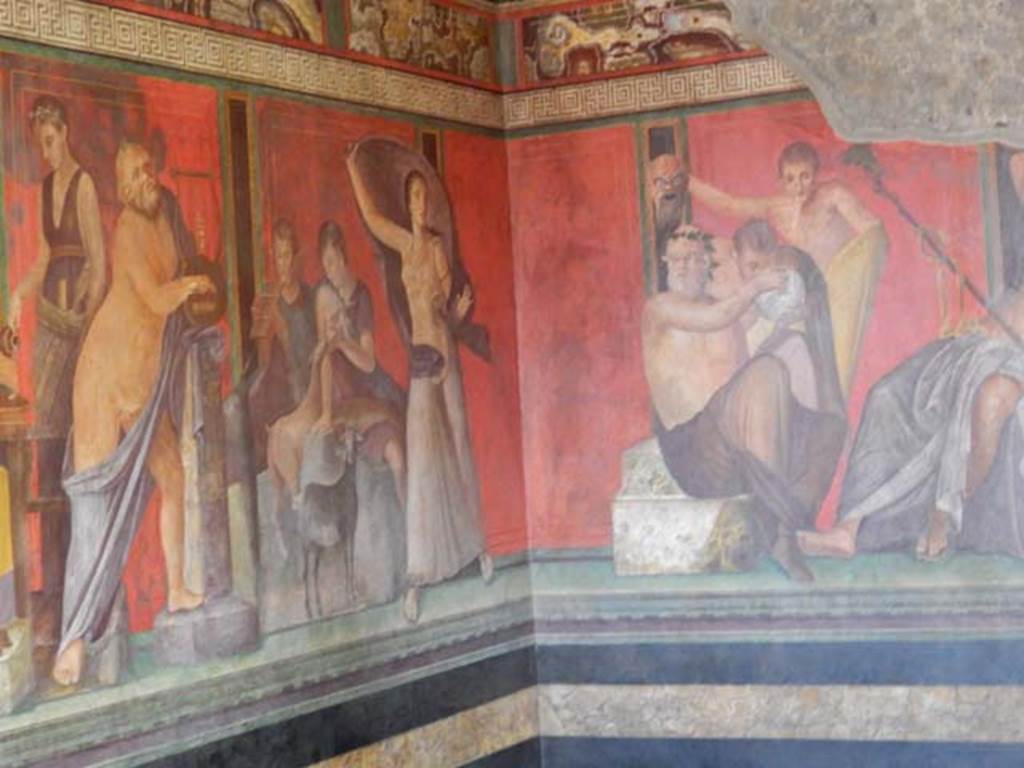Villa of Mysteries, Pompeii. 2015. Room 5 detail from north wall at east end and north-east corner. Photo courtesy of Buzz Ferebee.
