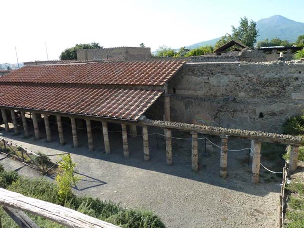 Villa of Mysteries, Pompeii. September 2015. Looking towards the colonnade on the south side of the Villa.