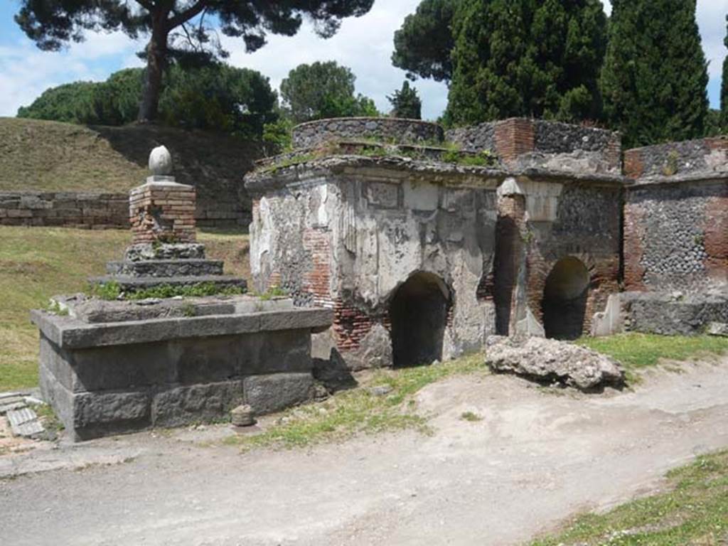 Pompeii Porta Nocera. May 2011. Tombs 2EN, 4EN, 6EN and 8EN. 
Photo courtesy of Buzz Ferebee.
