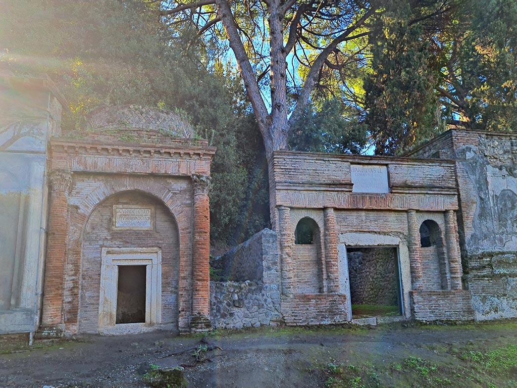 Pompeii Porta Nocera. October 2024. 
South side of Via delle Tombe. Looking west from outside tomb 19ES, on extreme left. Photo courtesy of Giuseppe Ciaramella.
