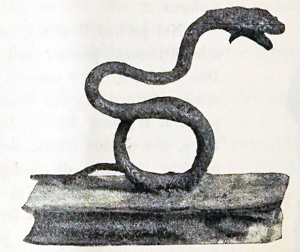 Scafati, Villa rustica detta di Domitius Auctus. 18th March 1899. Room “D”.
A silver serpent raising itself on its coils, with base.
See Notizie degli Scavi di Antichità, 1899, p. 394, fig. 4.

The preservation of these three items was surprising, taking account the material, which was silver, usually to be found oxidized, greatest in the locality of discovery, where the earth does not exceed 6 metres in height.  
No doubt they formed the collection from a lararium. 


