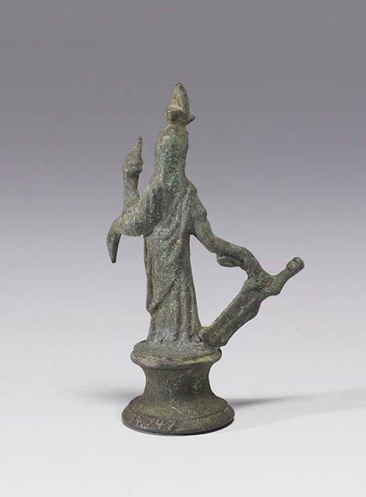 Boscoreale, Villa rustica in fondo D’Acunzo. Room 12, lararium. 
Bronze statuette of Isis-Fortuna, rear view.
Photo courtesy of The Walters Art Museum, Baltimore. Inventory number 54.747.
http://thewalters.org/
Creative Commons Attribution-ShareAlike 3.0 Unported Licence
