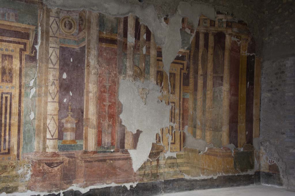 Oplontis Villa of Poppea, March 2019. Room 5, detail of west wall at north end in north-west corner. 
Foto Annette Haug, ERC Grant 681269 DÉCOR.
