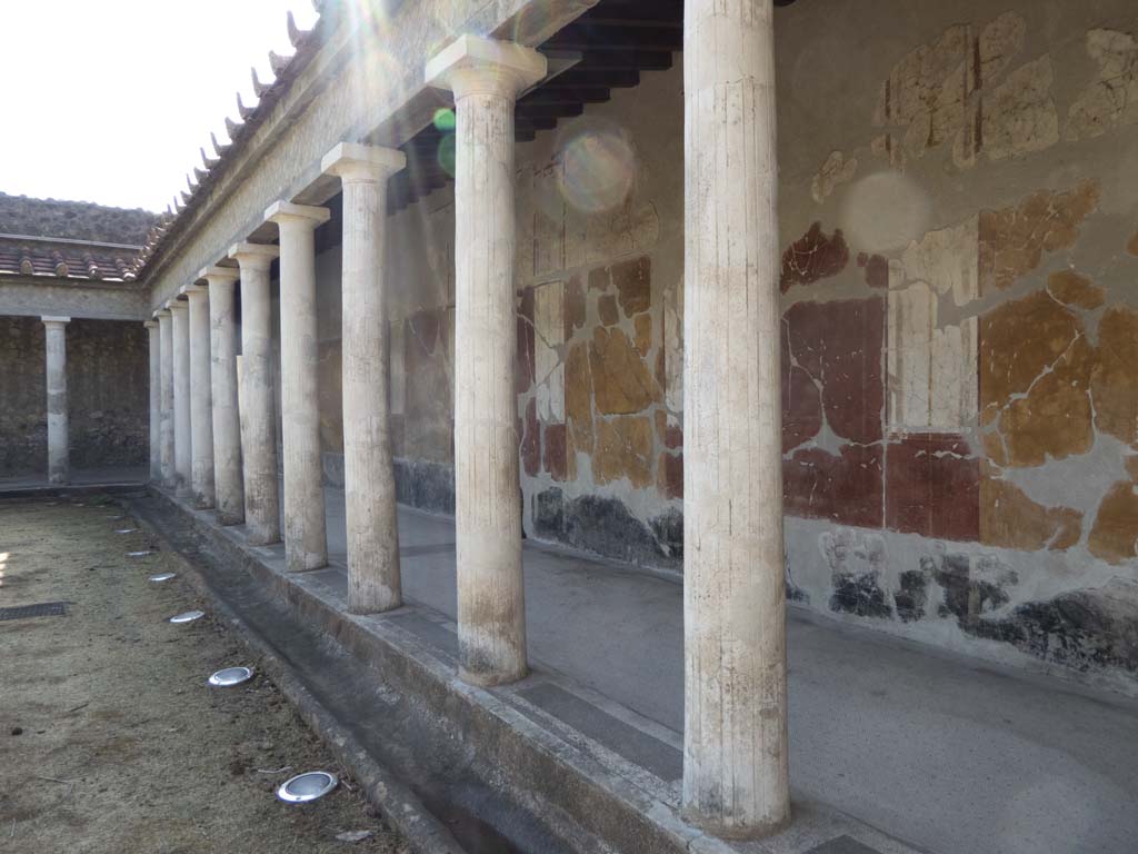 Oplontis Villa of Poppea, September 2017. East portico 34, looking south-east.
Foto Annette Haug, ERC Grant 681269 DÉCOR.
