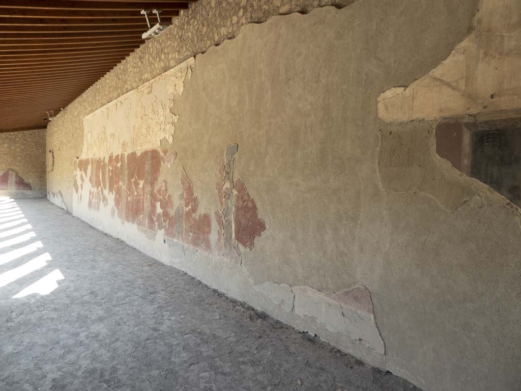 Oplontis Villa of Poppea, October 2020. 
Portico 40, decoration on north wall. Photo courtesy of Klaus Heese.
