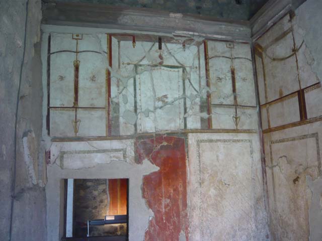 Oplontis Villa of Poppea, October2020. Room 41, detail of painted decoration from upper north wall of alcove, at west end. 
Photo courtesy of Klaus Heese.
