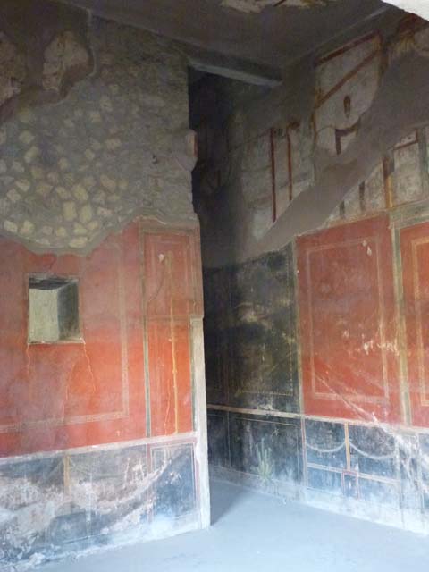 Oplontis, September 2015. Room 66, detail of painted panel from upper west wall.