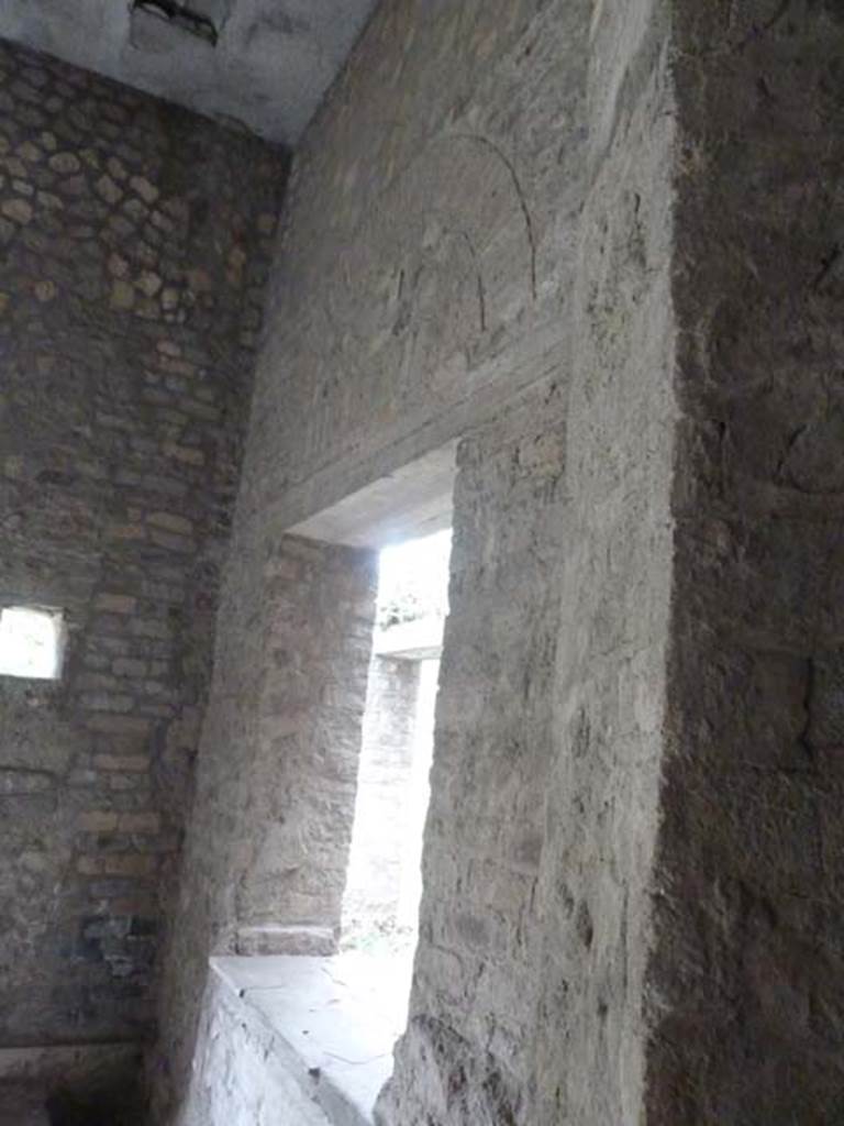 Oplontis, September 2015. Room 78, looking towards alcove/recess in west side, and doorway in north side to room 66.