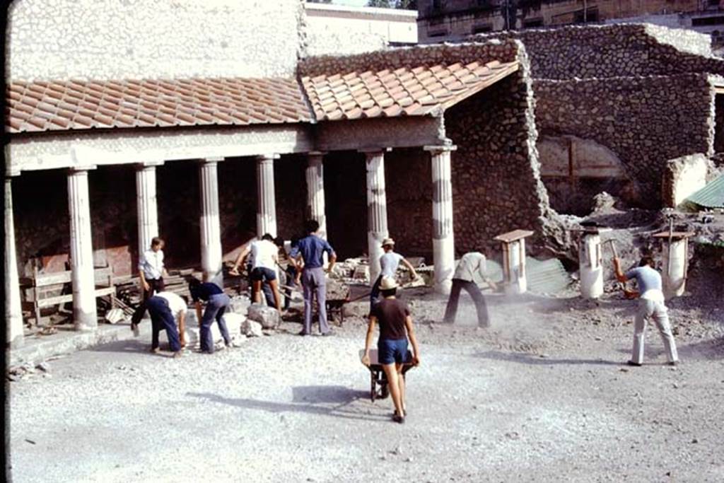 Oplontis Villa of Poppea, 1975 or 1974. Area 59, looking north-west across south-east peristyle. Photo by Stanley A. Jashemski.   
Source: The Wilhelmina and Stanley A. Jashemski archive in the University of Maryland Library, Special Collections (See collection page) and made available under the Creative Commons Attribution-Non Commercial License v.4. See Licence and use details. J74f0866
