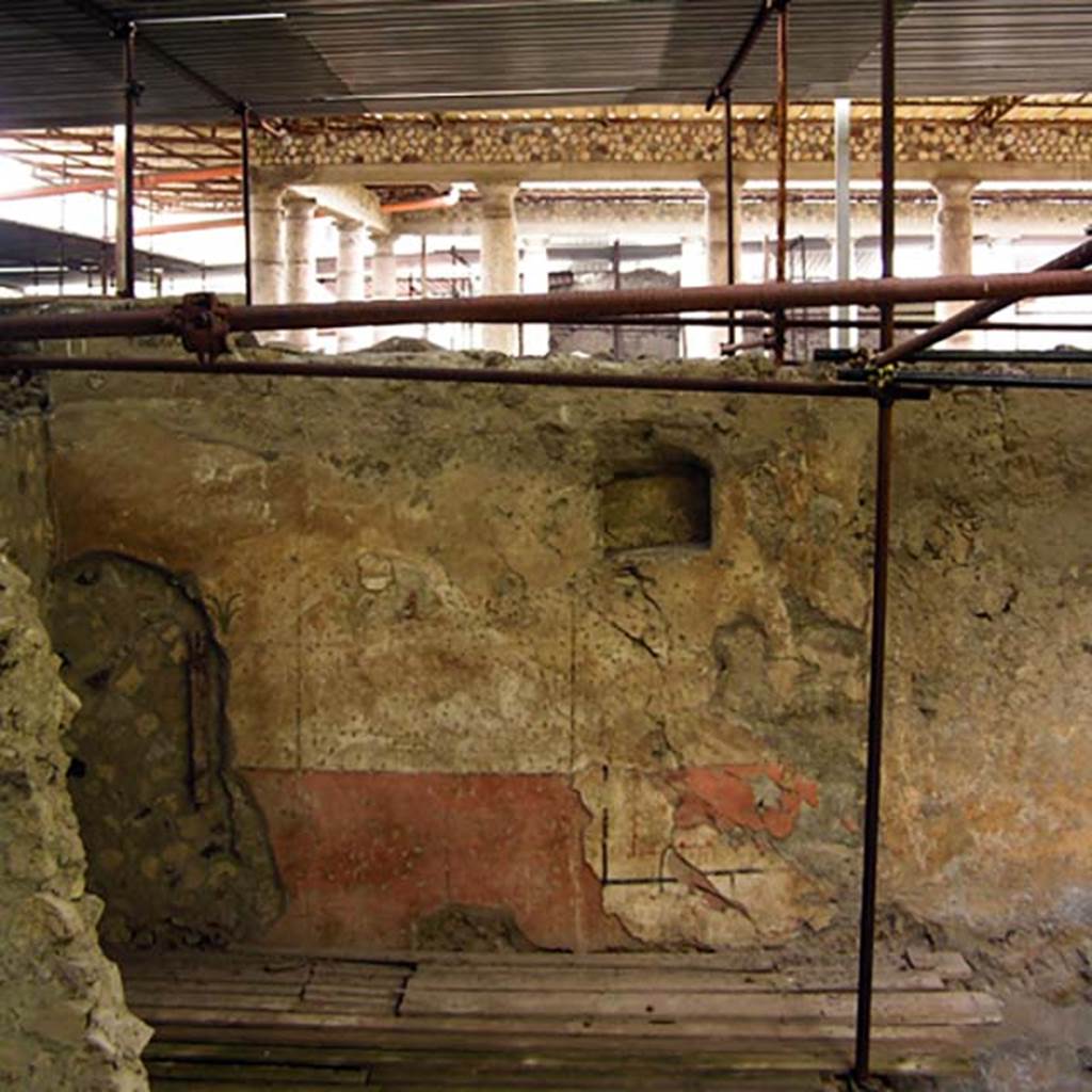 Oplontis, Villa of Lucius Crassius Tertius. March 2005. Room on north side with niche.
There appears to be two different layers of painted decoration. 
Photo courtesy of Massimo Gravili.
