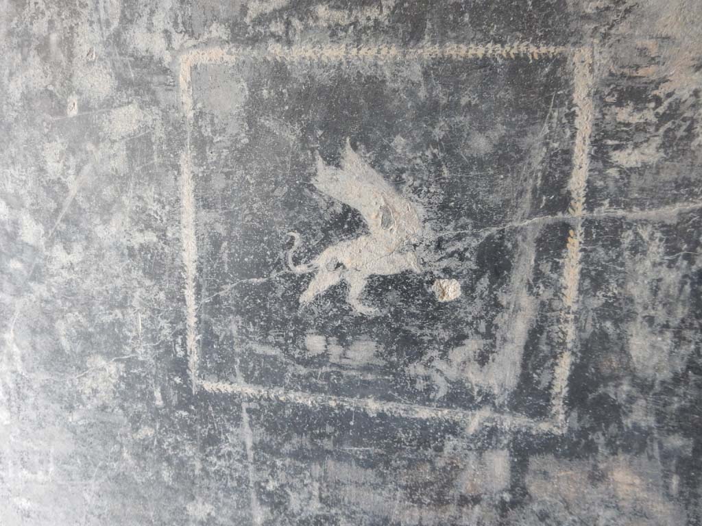 Stabiae, Secondo Complesso, June 2019. Room 15, east wall with animal painting. Photo courtesy of Buzz Ferebee.

