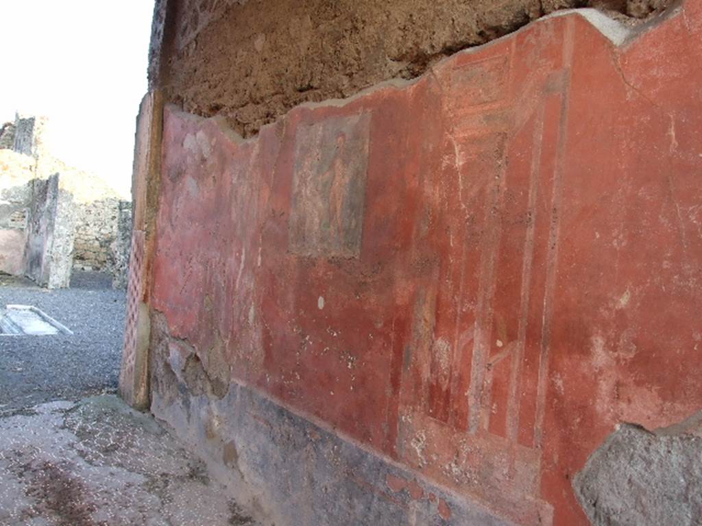 VI.9.2 Pompeii. September 2004.  South side of entrance corridor 1.