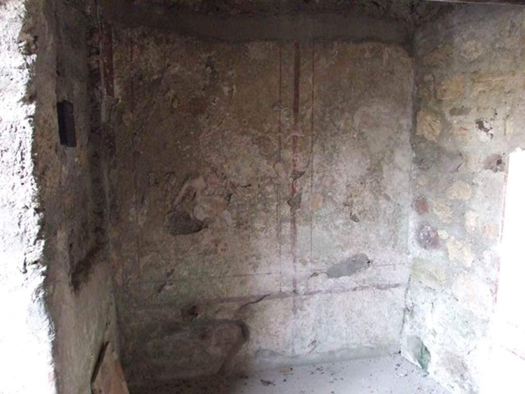 VI.9.2 Pompeii.   December 2007.  Room 31.  East wall of recess.